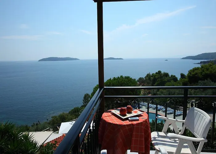 Melia 3* Vasilias (Skiathos)